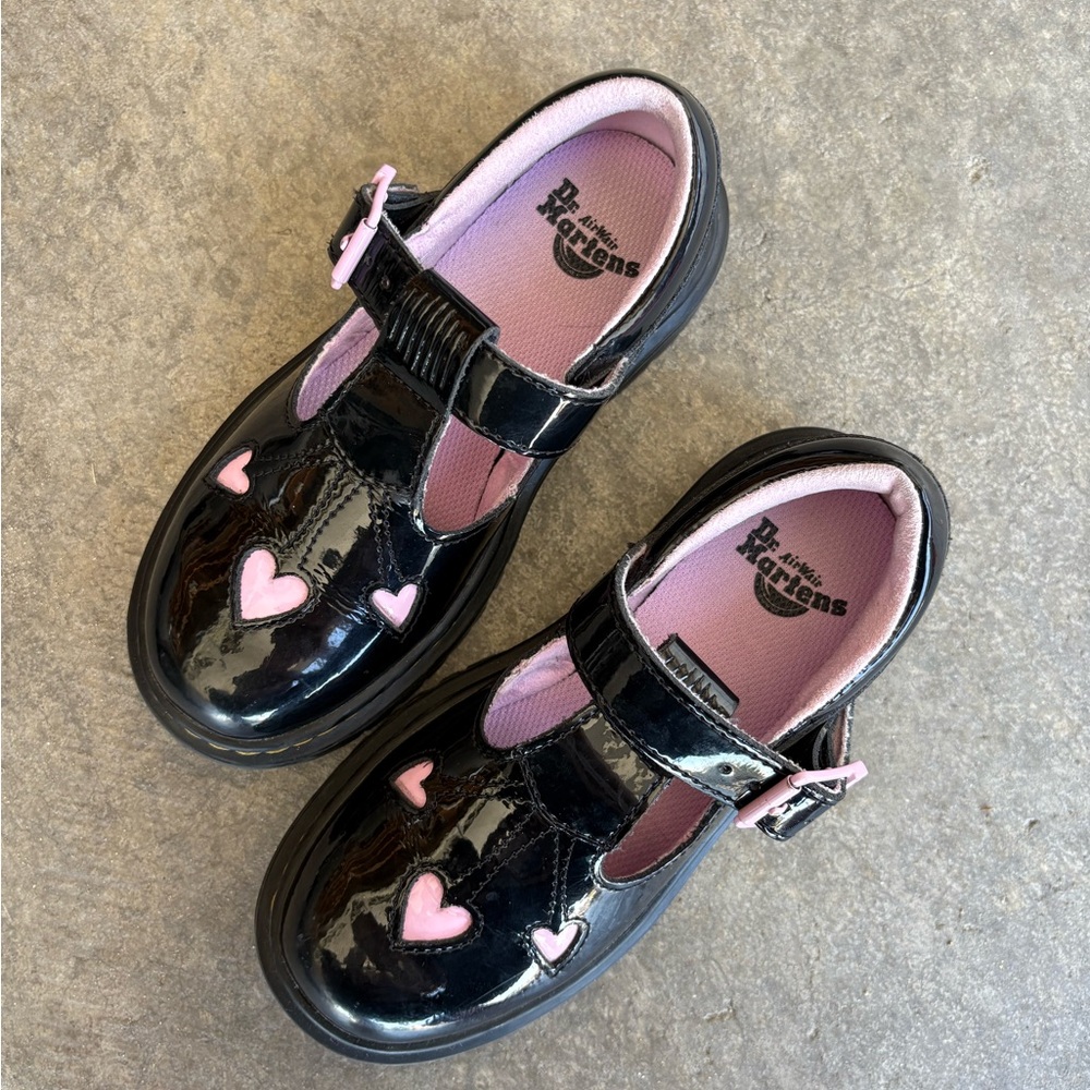 Dr. Martens Black Shoes with Pink Heart Details for kids
